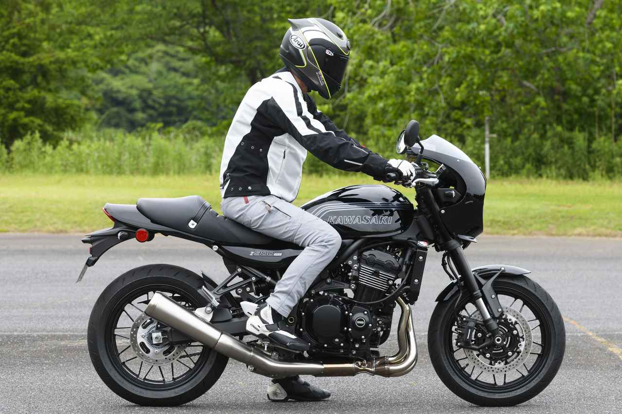 画像3: カワサキ「Z900RS Black Ball Edition」「Z900RS CAFE」インプレ｜美しく上質な漆黒のボディ！エンジン、走りも熟成進化