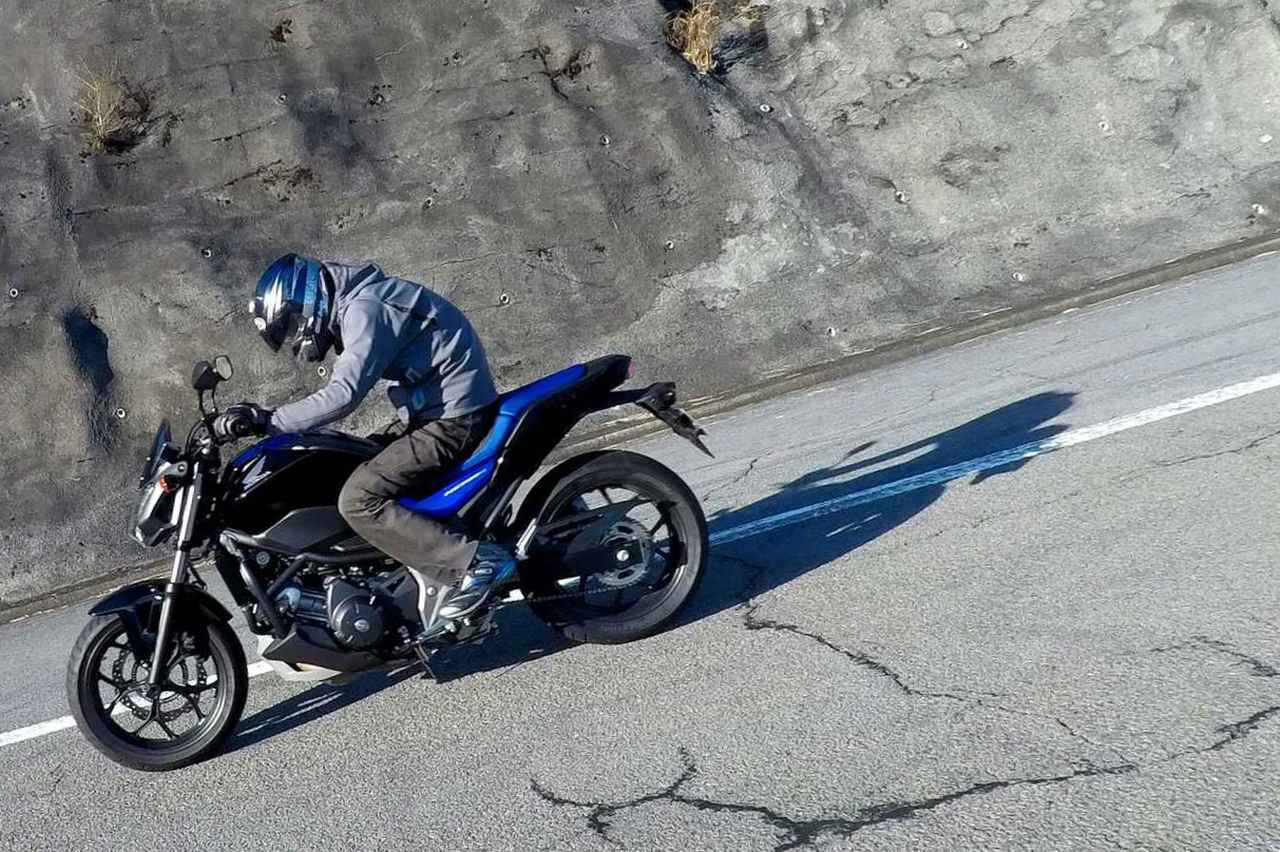 画像: コスパ大王『NC750S』の中古車は総合的に見るとお買い得!? ETCもグリップヒーターも標準装備！ 750cc大型ネイキッドバイクなのに燃費もいいぞ！【チョイフル！人気バイクのインプレRevival／HONDA NC750S（2018）前編】 - webオートバイ