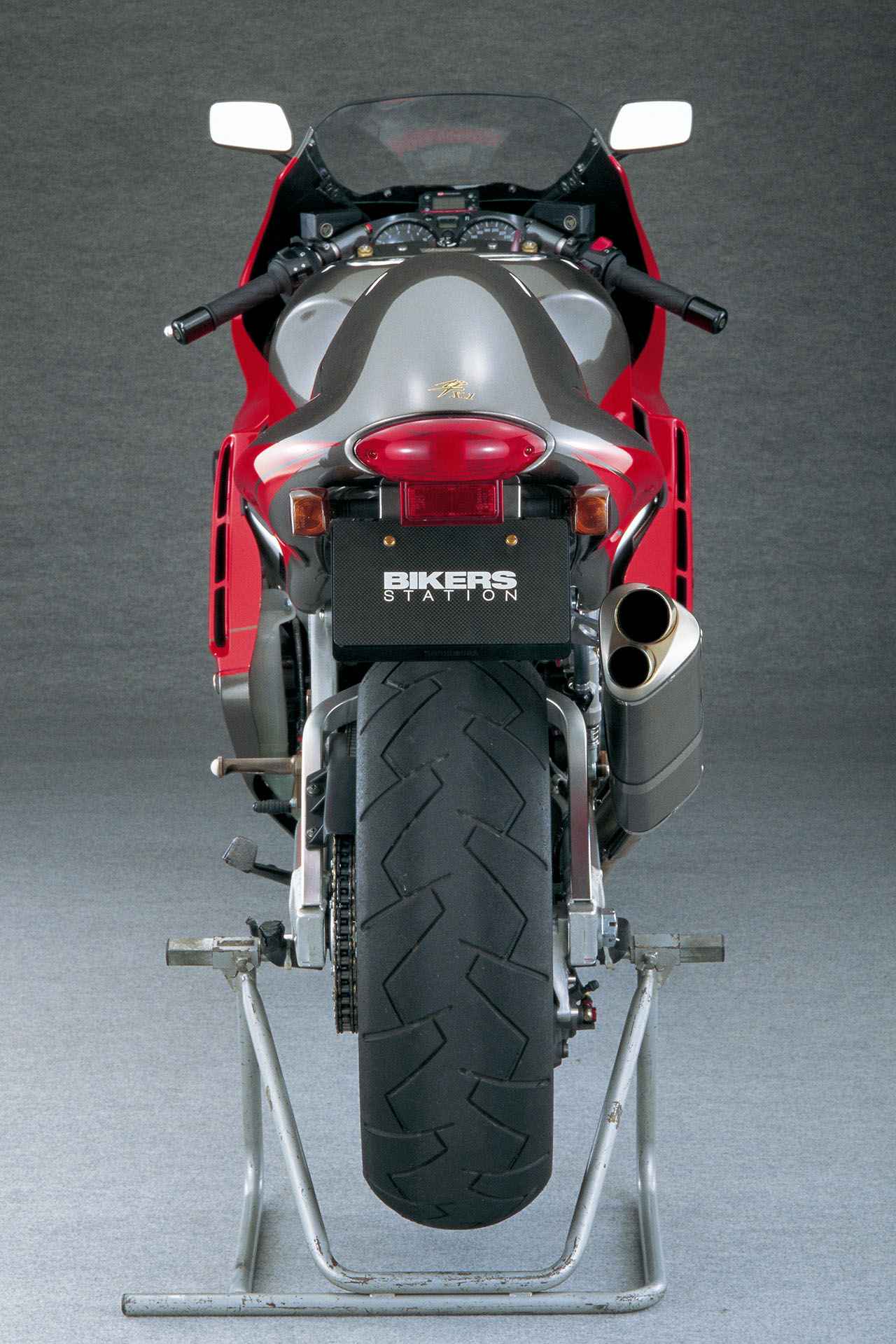画像4: ヨシムラ「HAYABUSA X-1」|Xフォーミュラレーサーからのフィードバックで誕生した最速ストリートモデル【ヨシムラ伝】