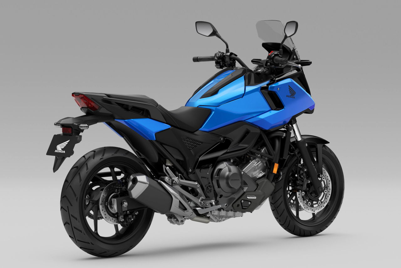 画像3: NC750X DCT 欧州仕様2027年モデル Glint Wave Blue Metallic