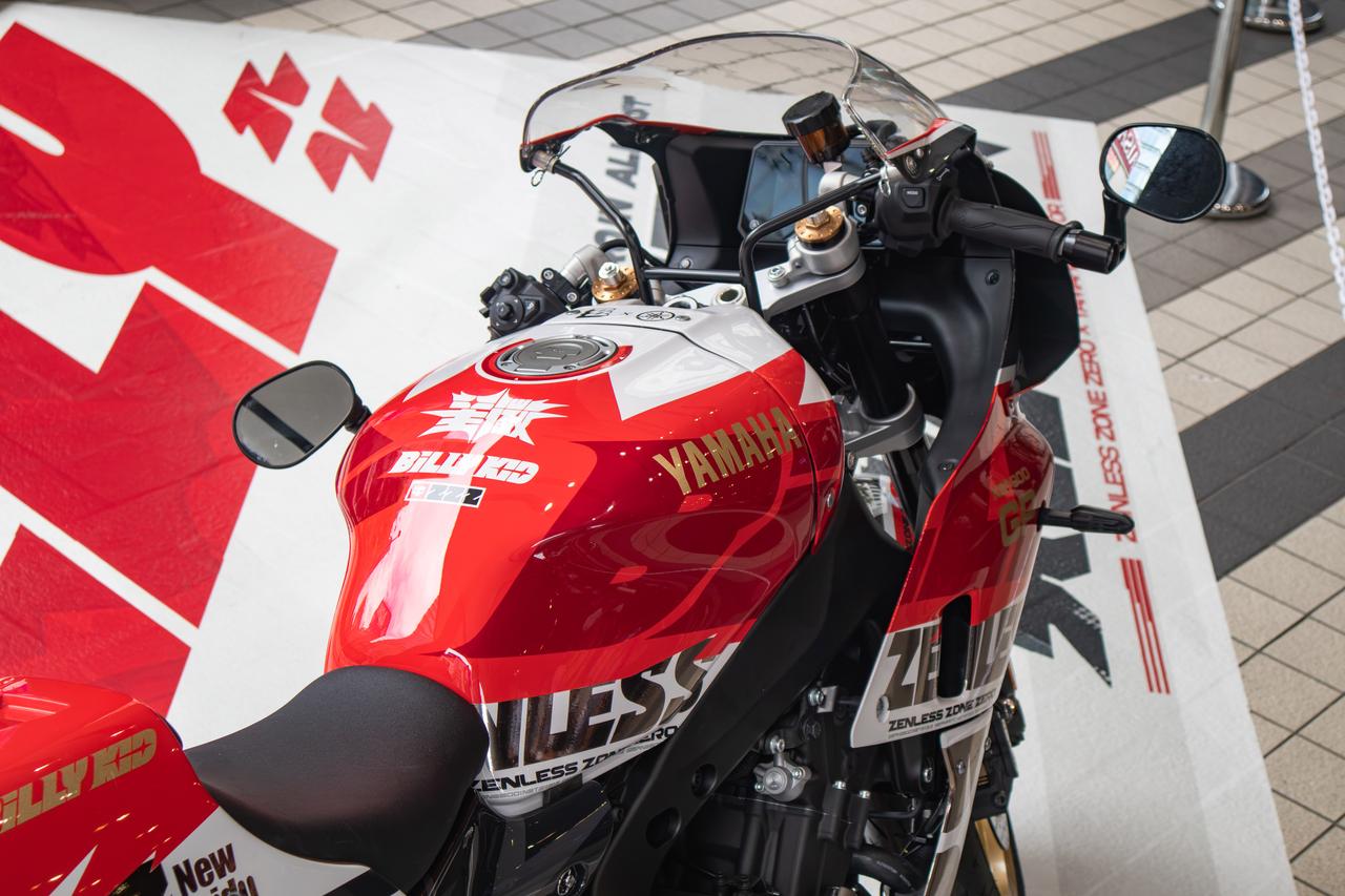 画像2: ヤマハ「XSR900GP」が人気ゲーム『ゼンゼロ』とコラボ! 秋葉原で「スターライト・ビリー」仕様の実車を展示!