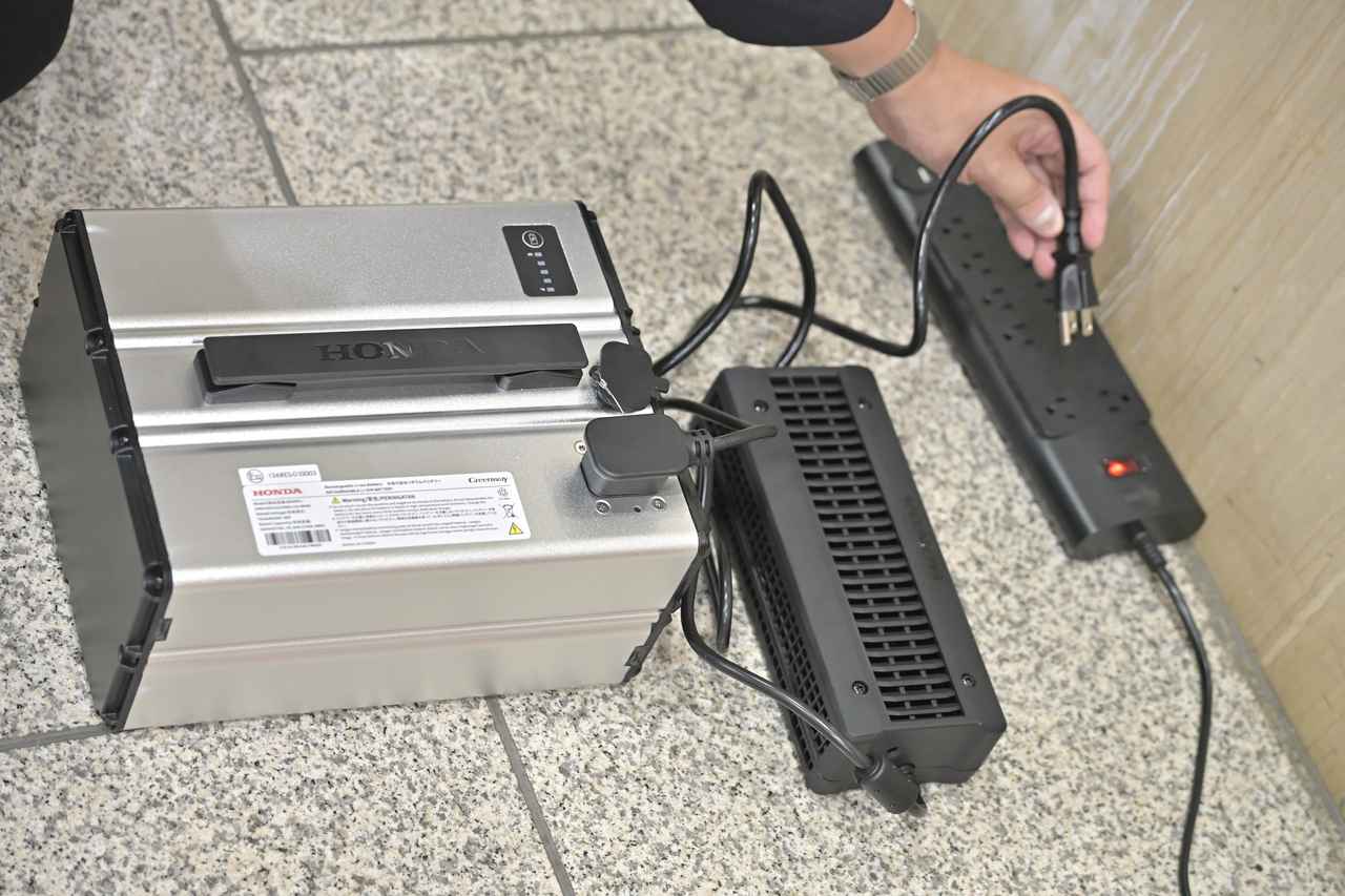 画像: ②家庭用コンセントで充電できる手軽さ!