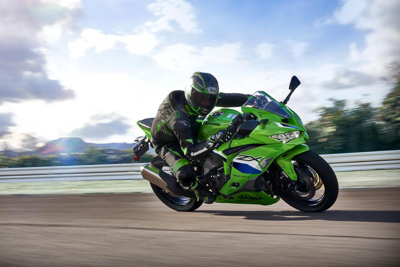 画像 : 1番目の画像 - 【画像5枚】カワサキ「Ninja ZX-4R/RR」欧州2027年モデル - webオートバイ
