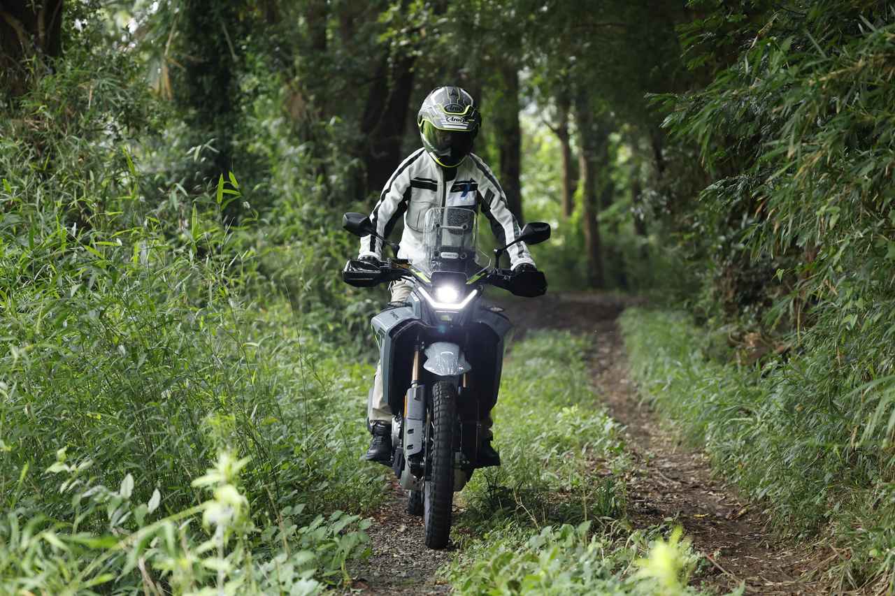 画像 : 31番目の画像 - 【写真36枚】CFMOTO「450MT」 - webオートバイ