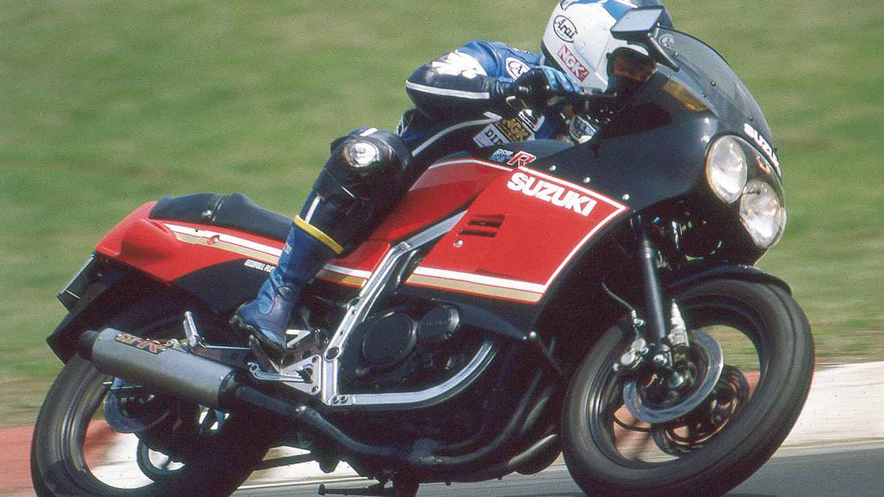 画像: 4スト400cc4気筒も一気進化へ・熱狂のレーサーレプリカ(1984-1986年)【BOTY・青春バイク・カルチャー伝】 - webオートバイ