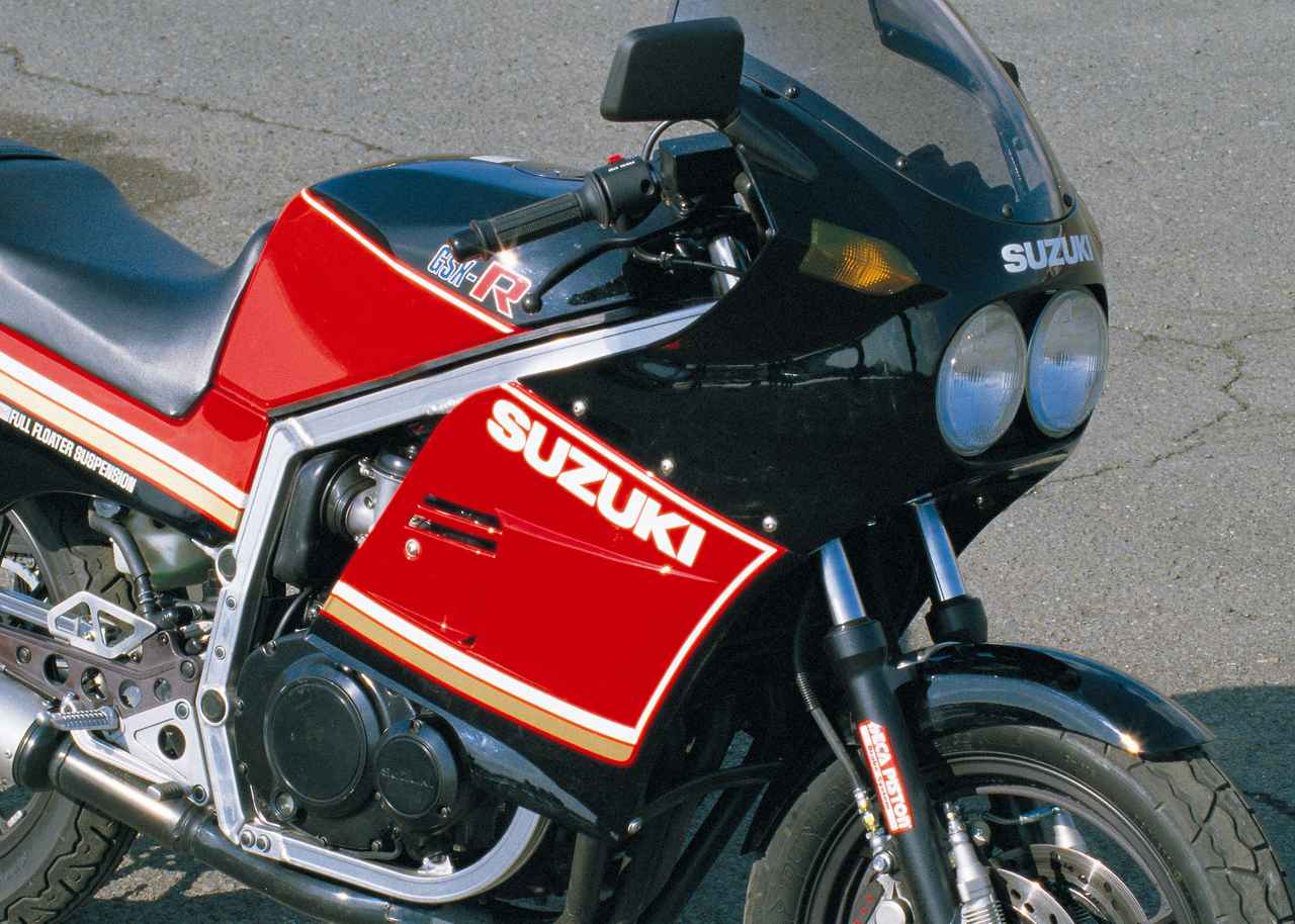 画像: スズキ「GSX-R(400)」1984年|衝撃の高性能と軽さでクラスの常識を覆した傑作!【昭和の名車解説】 - webオートバイ