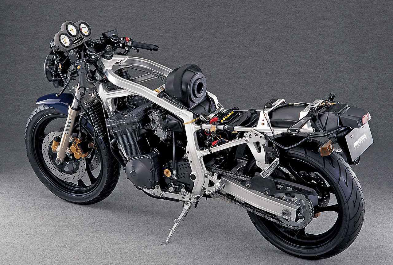 画像: GSX-R750(1985年)