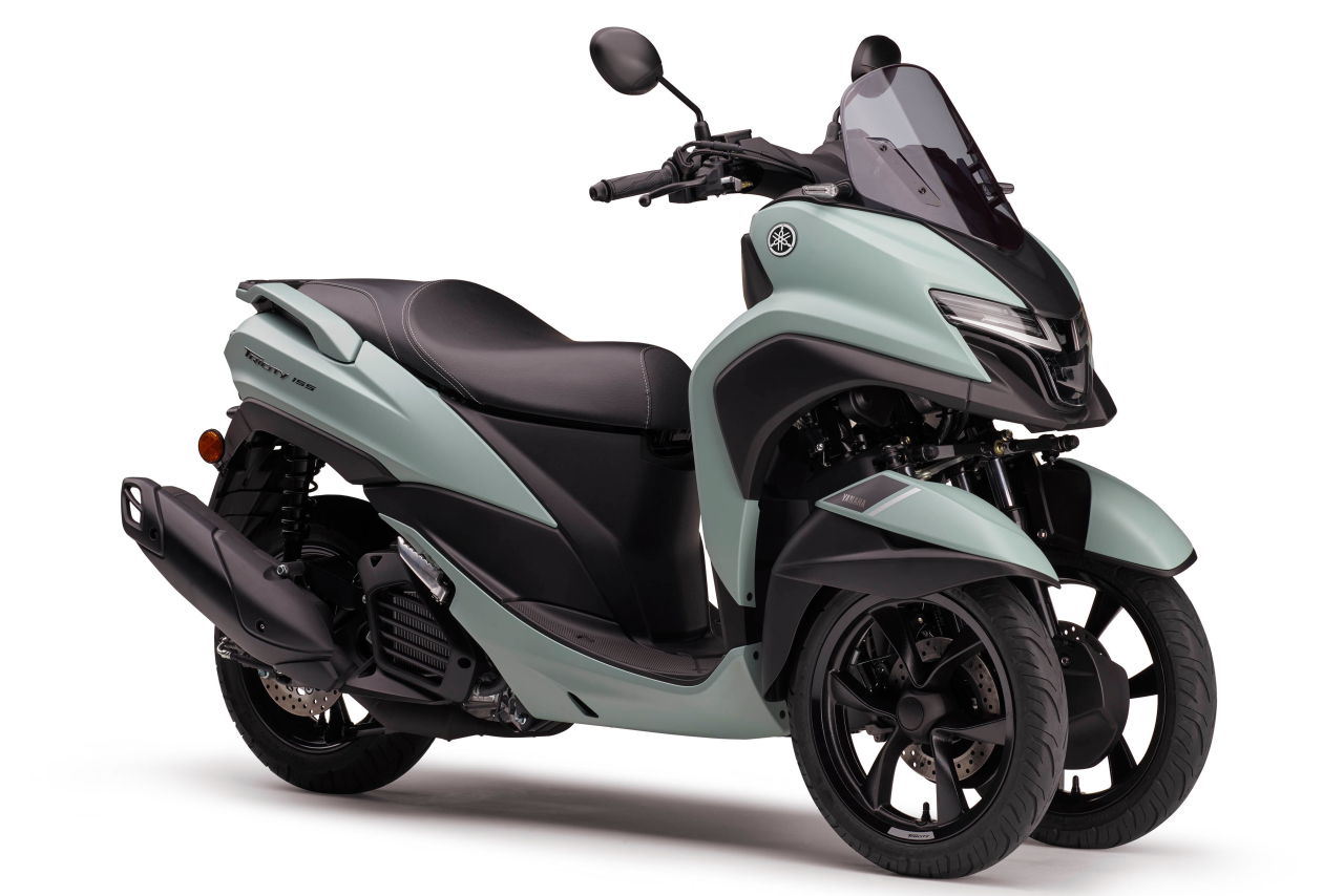 画像3: YAMAHA TRICITY155 2025年モデル 総排気量:155cc エンジン形式:水冷4ストSOHC4バルブ単気筒 シート高:770mm 車両重量:173kg 発売日:2025年9月25日 税込価格:61万6000円(艶消し灰、白、薄緑)