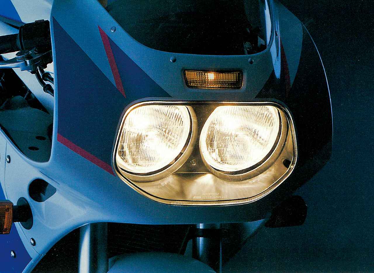 画像 : 6番目の画像 - 【写真12枚】スズキ「GSX-R750」（1992-1995） - webオートバイ