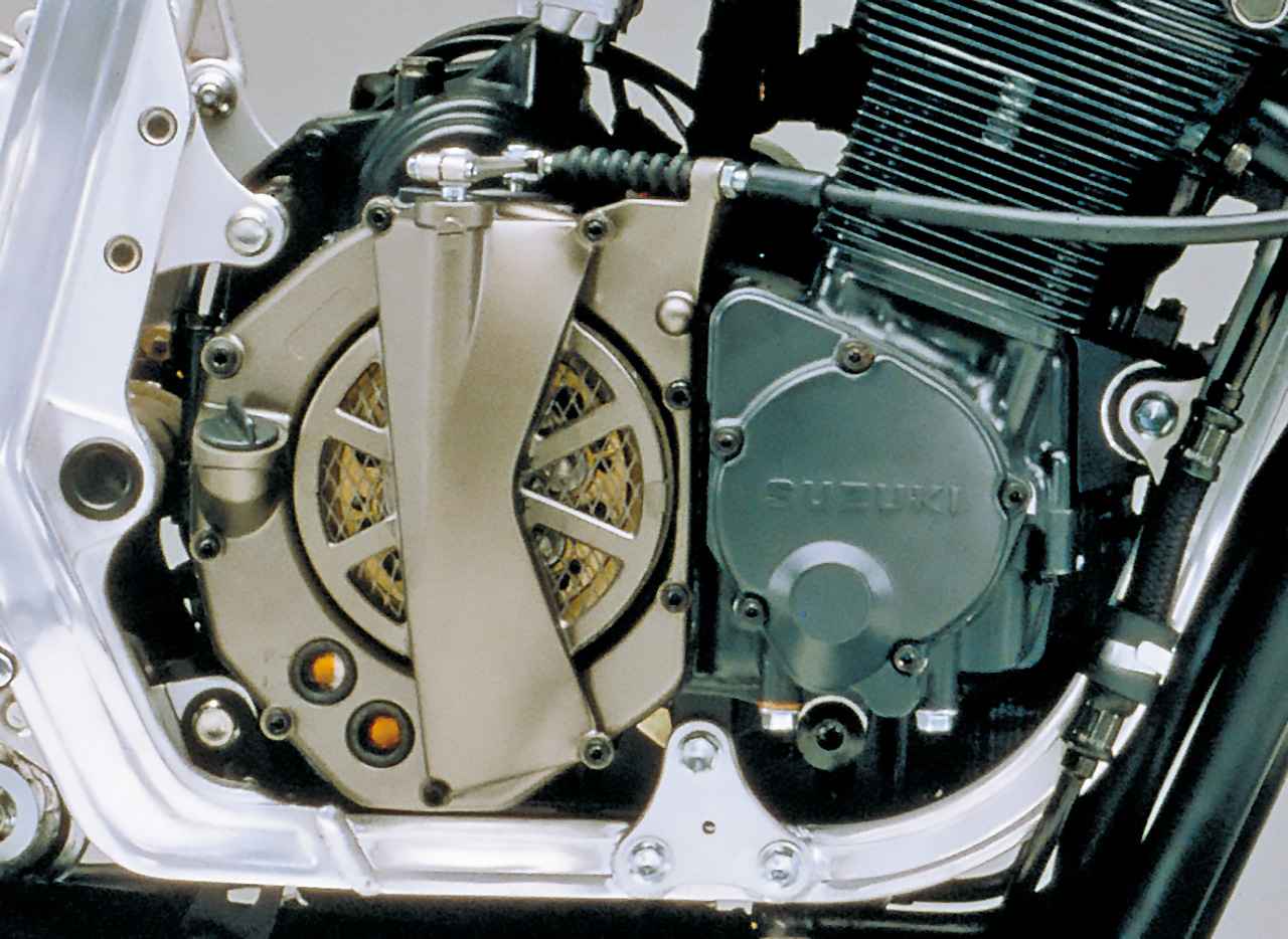 画像 : 2番目の画像 - 【写真11枚】スズキ「GSX-R750R」（1986-1987） - webオートバイ