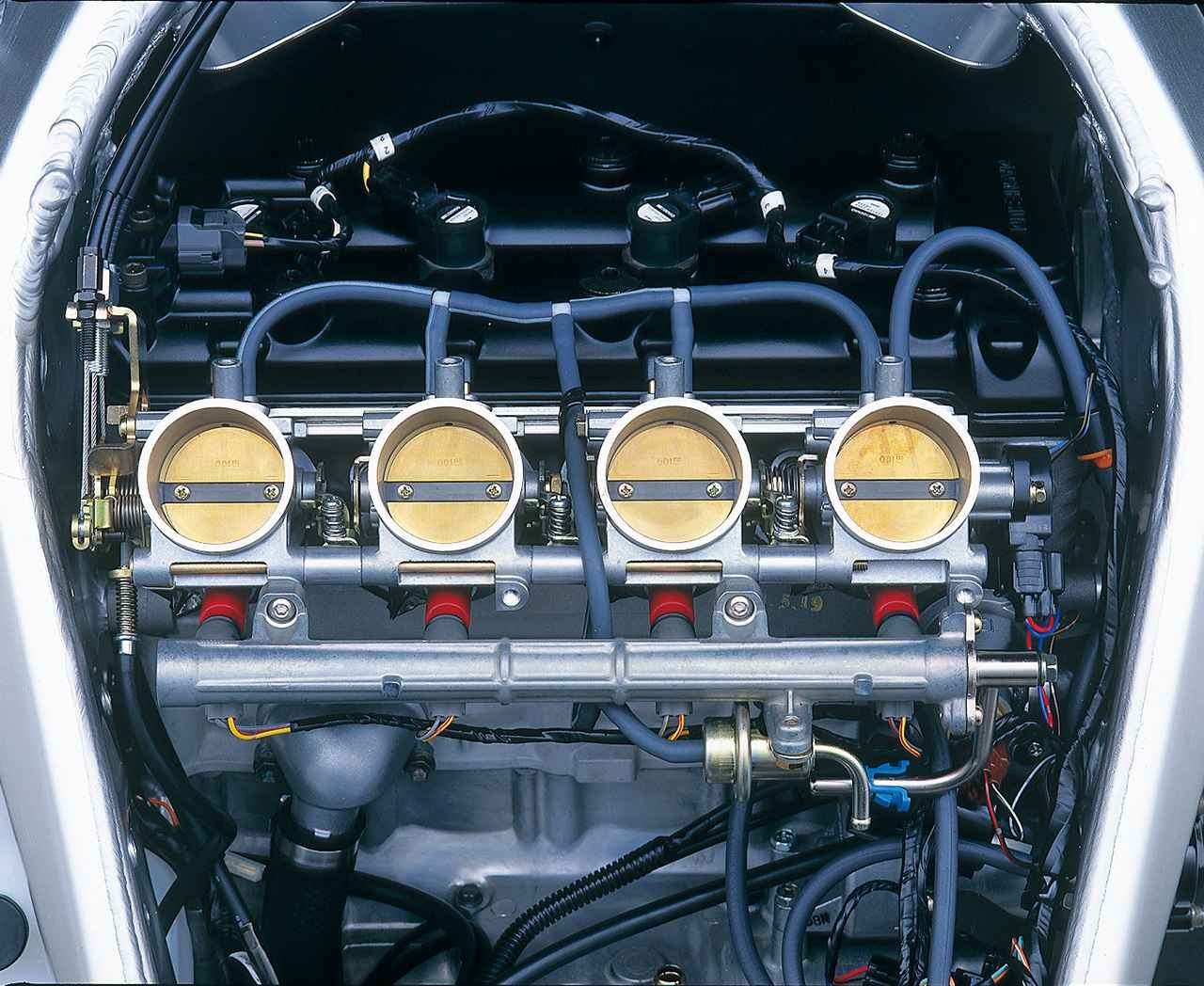 画像4: スズキ「GSX-R750」（1998年）各部装備解説