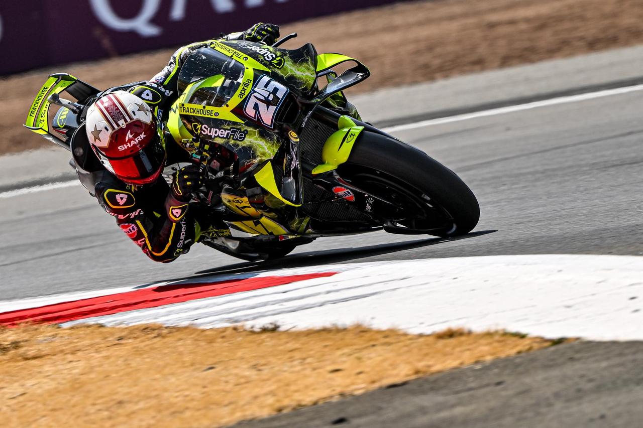 画像: 【2026 MotoGP 第12戦イギリスGP】ラウル・フェルナンデスが優勝！小椋は痛恨の転倒リタイア - webオートバイ