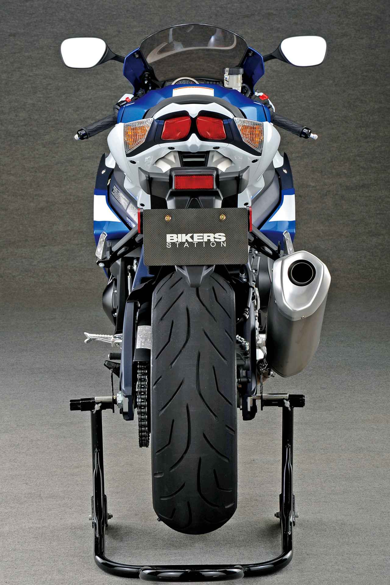 画像3: スズキ「GSX-R1000」(2009-2016)|主要3軸三角形配置の新エンジンで刷新【GSX-R 42年史】