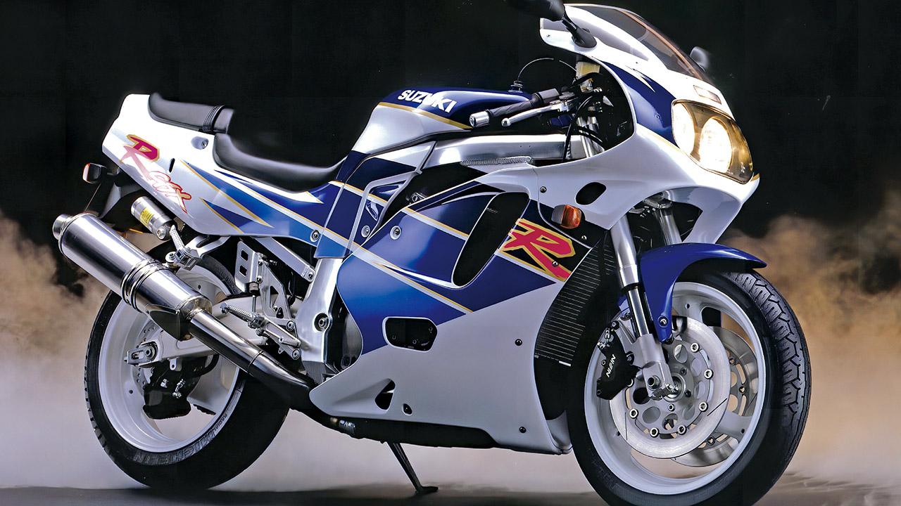 画像: スズキ「GSX-R750」（1992-1995）｜水冷化も重量増で迷走期へ【GSX-R 42年史】 - webオートバイ
