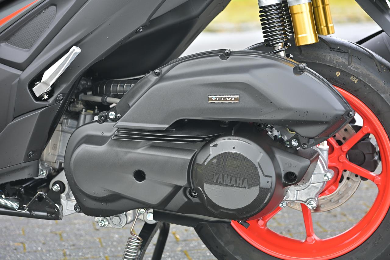 画像9: ヤマハ「AEROX ABS」インプレ｜街乗りもワインディングも楽しめる！ ヤマハ流スポーツスクーターの新境地
