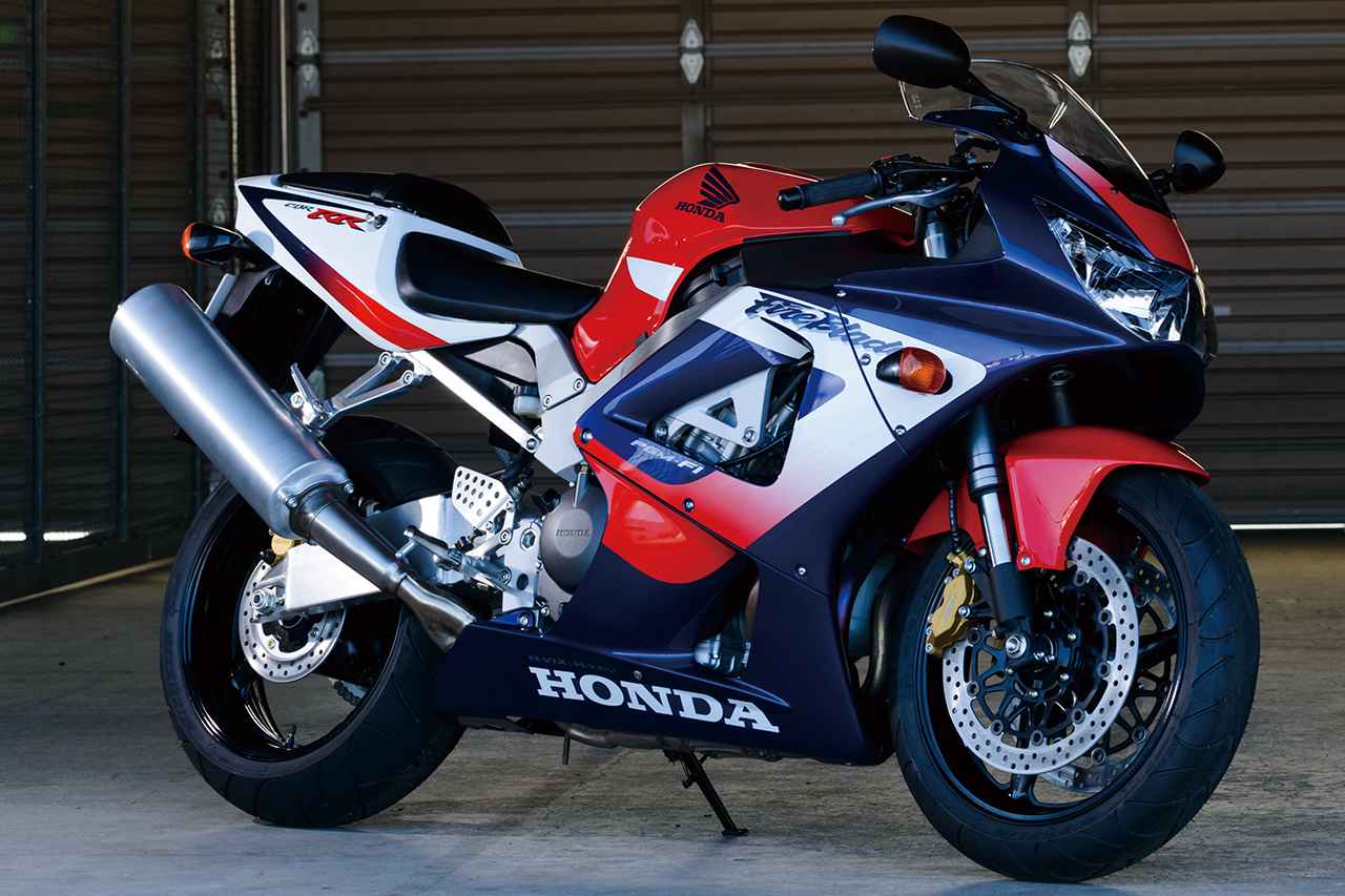 画像 : 11番目の画像 - 【写真13枚】ホンダ「CBR750RR」（1990）/「CBR900RR」（1992-2000）【スーパースポーツ歴伝】 - webオートバイ