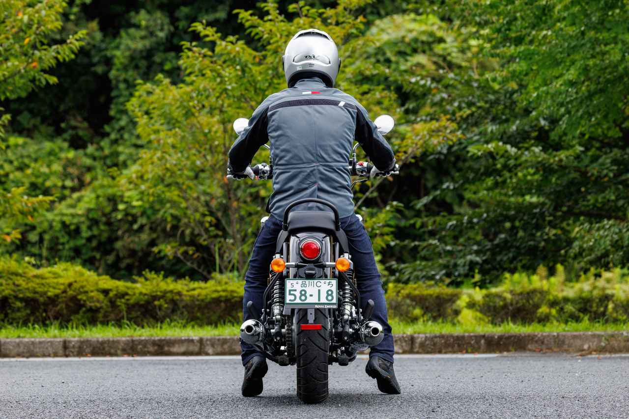 画像2: 【国内初試乗】ロイヤルエンフィールド「ブリット650」インプレ|由緒正しき空冷ツインが生み出す走りの味わい深さ
