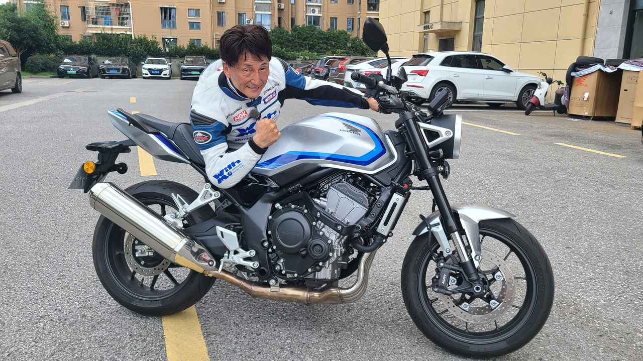 画像: 【電撃試乗!】ホンダ「CB500 SUPER FOUR E-Clutch」インプレ(2026年)- webオートバイ