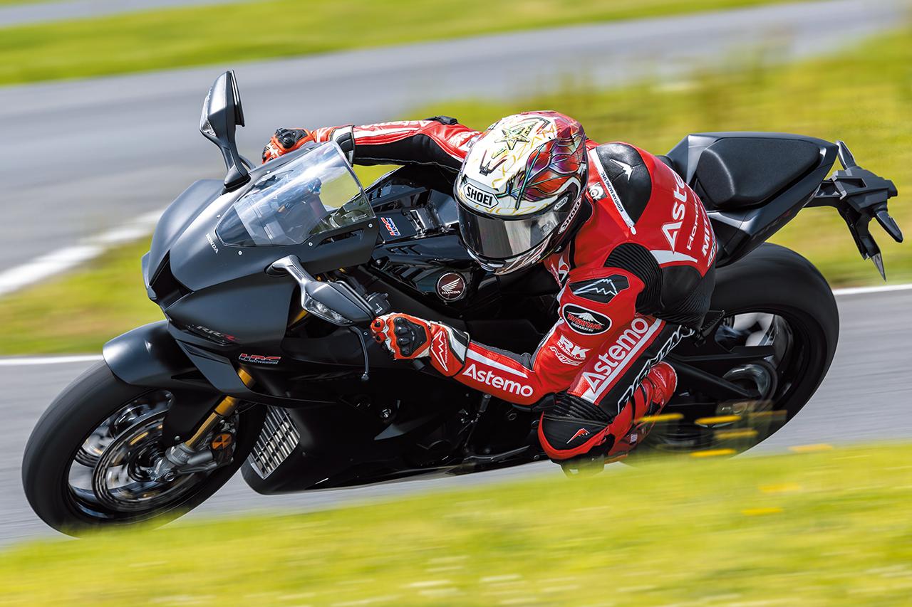 画像 : 1番目の画像 - 【写真6枚】ホンダ「CBR1000RR-R FIREBLADE/SP」（2024） - webオートバイ