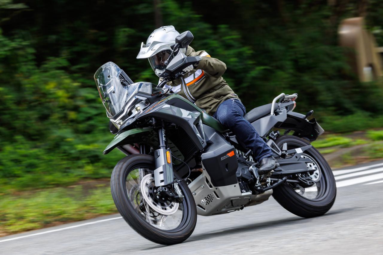 画像3: CFMOTO「1000MT-X」インプレ(小川 勤)