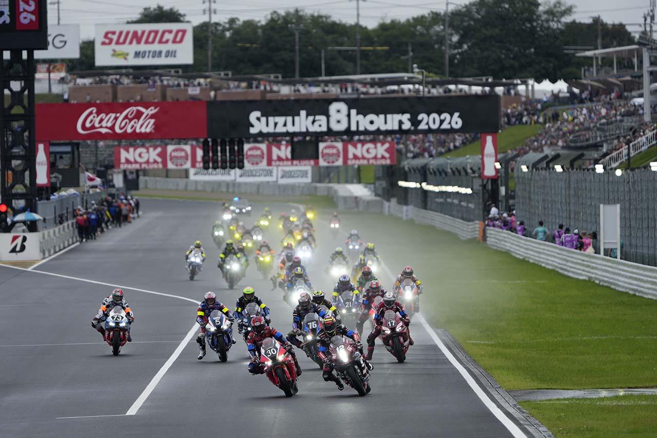 画像: 雨の鈴鹿8耐、HRCの5連覇をその手に