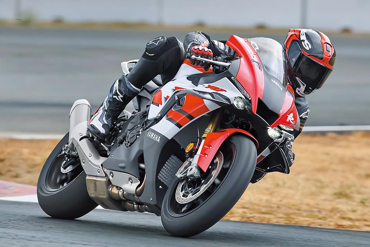 画像 : 9番目の画像 - 【写真14枚】ヤマハ「YZF-R1/M」（2015-2026）【スーパースポーツ歴伝・ヤマハ編】 - webオートバイ