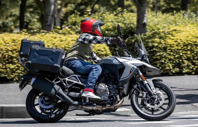 画像: BMCのアイテムは、自らもライダーであり、タイプの異なる複数の愛車を所有するローリー青野氏が実走テストを徹底。ライダーが「欲しい機能」を具現化するために開発を進めています。