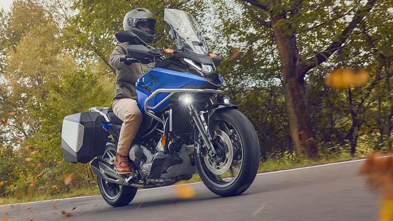画像: ホンダ「NC750X」2027年型がスタンバイ! 独自のDCTと優れた経済性で支持される万能機に新色ラインナップ【欧州】 - webオートバイ