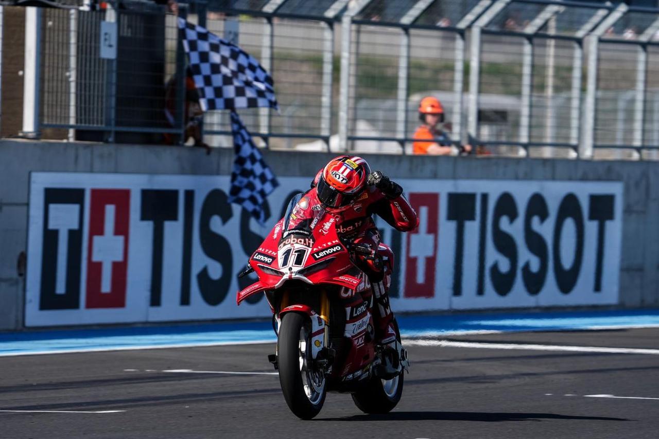 画像: 【2026 SBK】ニッコロ・ブレガが14連勝でSBK新記録樹立 - webオートバイ