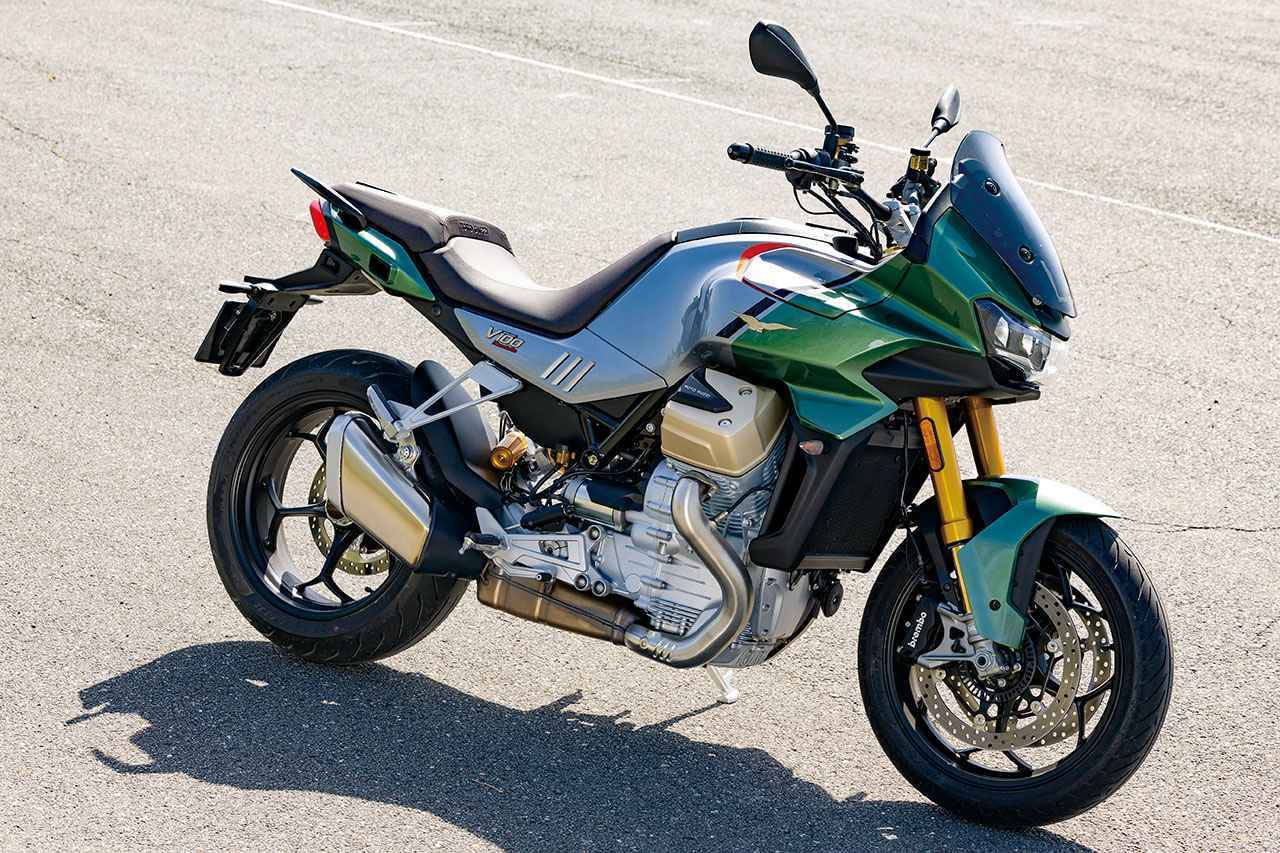 画像: モト・グッツィ「V100マンデッロ S」インプレ(2023年)新型水冷エンジンとハイテク装備が光る新世代グランツーリスモ - webオートバイ
