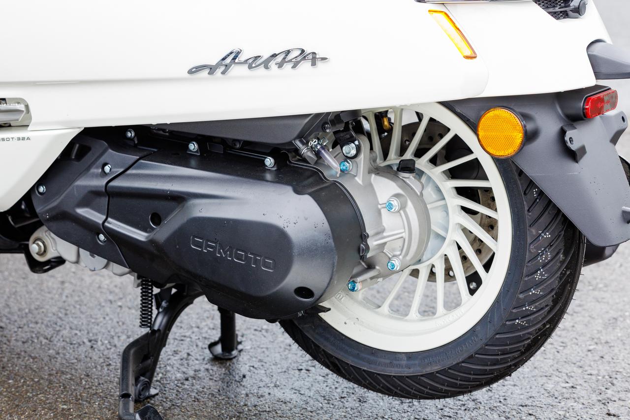 画像3: 149.5ccの水冷単気筒エンジンを搭載。車両重量は132kg