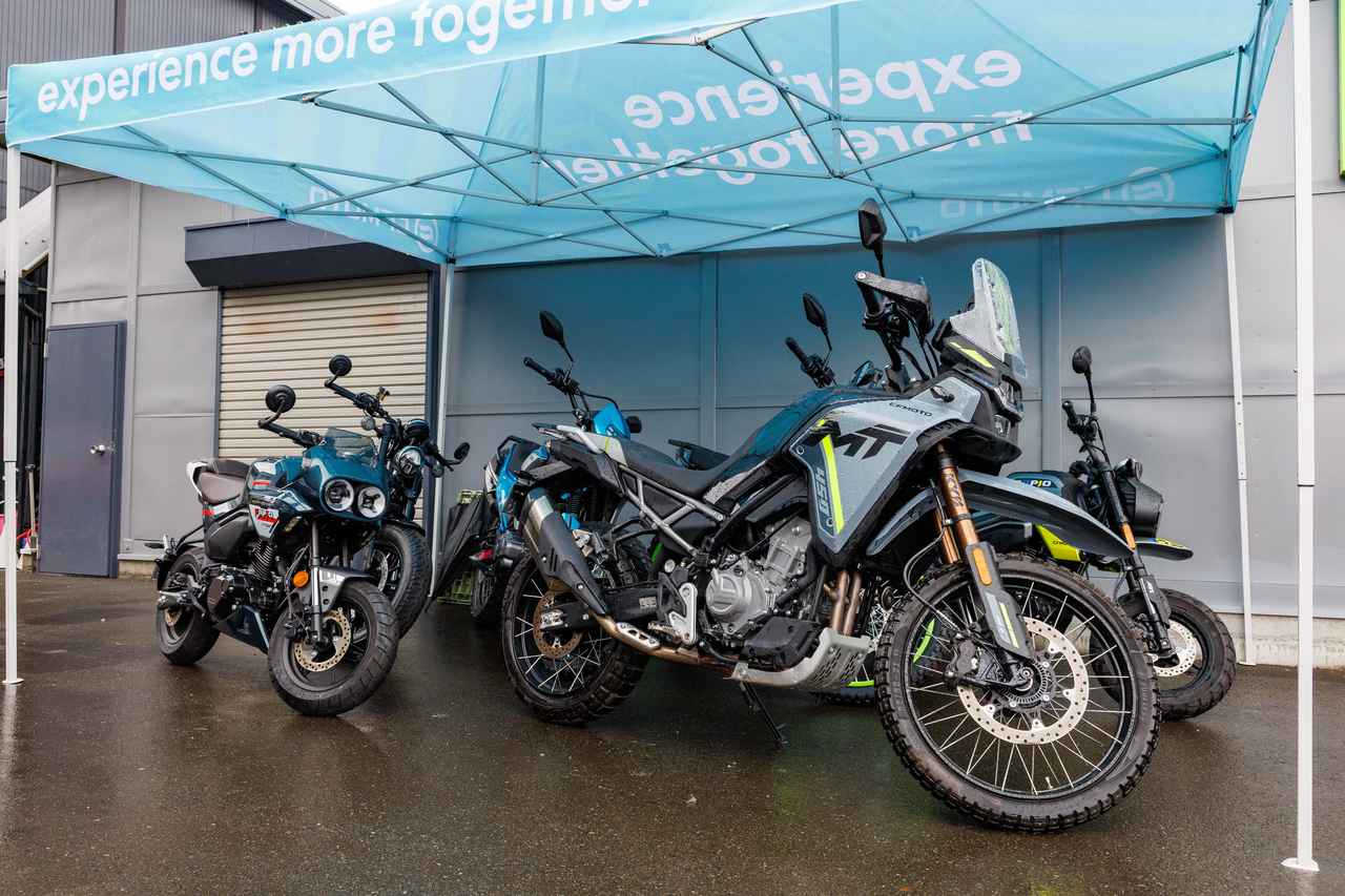 画像2: スーパースポーツからスクーターまで、国内取扱い全車種に試乗可能