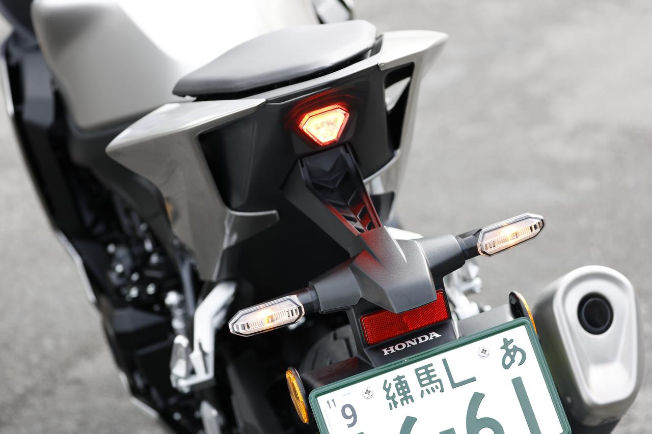 画像 : 7番目の画像 - 【写真29枚】ホンダ「CBR400R FOUR E-Clutch」 - webオートバイ
