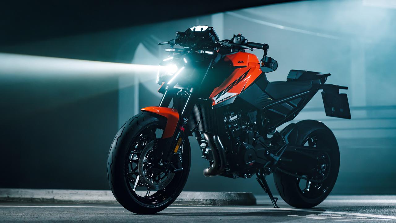 画像: 【2027年モデル爆誕】KTM「790 DUKE」“ライダー第一主義”でフルモデルチェンジ！ 新設計ボディとWPブレーキ採用で走りを磨いた俊足ネイキッド！ - webオートバイ