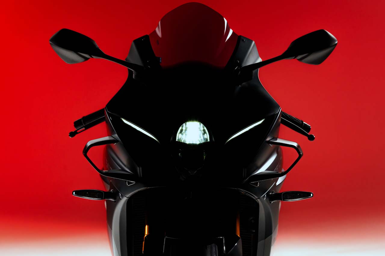 画像16: 【限定10台】漆黒の「GSX-R1000Rステルス」登場! アクラポヴィッチ等充実の伊スズキ超限定車【海外】
