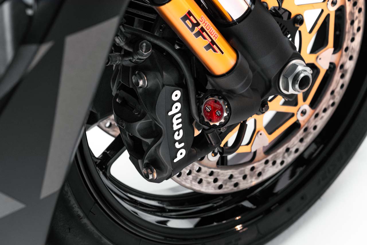 画像12: 【限定10台】漆黒の「GSX-R1000Rステルス」登場! アクラポヴィッチ等充実の伊スズキ超限定車【海外】
