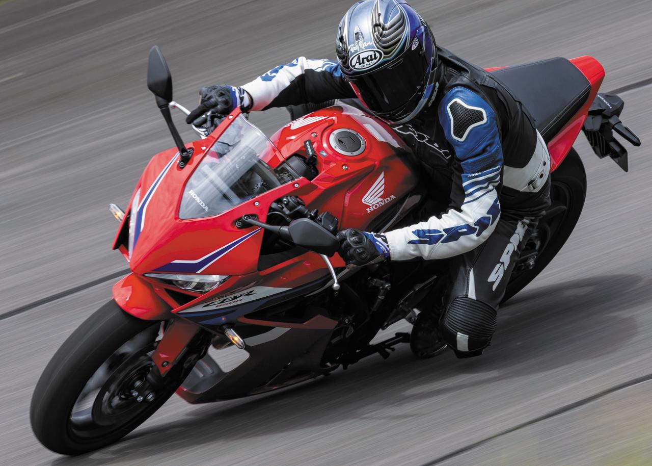 画像: 【レビュー】ホンダ「CBR650R Eクラッチ」インプレ(2024年) - webオートバイ