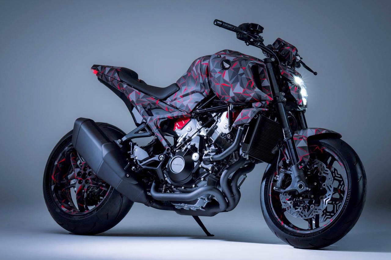画像1: 【SCOOP!】ホンダ「V3R 900RR」|目指すはSSP最強!3気筒自然吸気エンジン搭載のスーパースポーツは“最強ホンダ復活の狼煙”