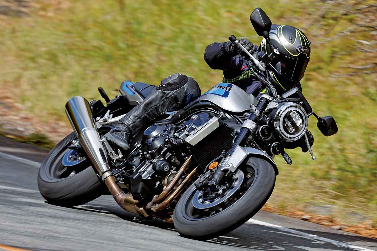 画像: HONDA CB1000F/SE 総排気量:999cc エンジン形式:水冷4ストDOHC4バルブ並列4気筒 シート高:795mm 車両重量:214kg/217kg(SE) 税込価格:139万7000円/159万5000円(SE) ※上写真はCB1000F