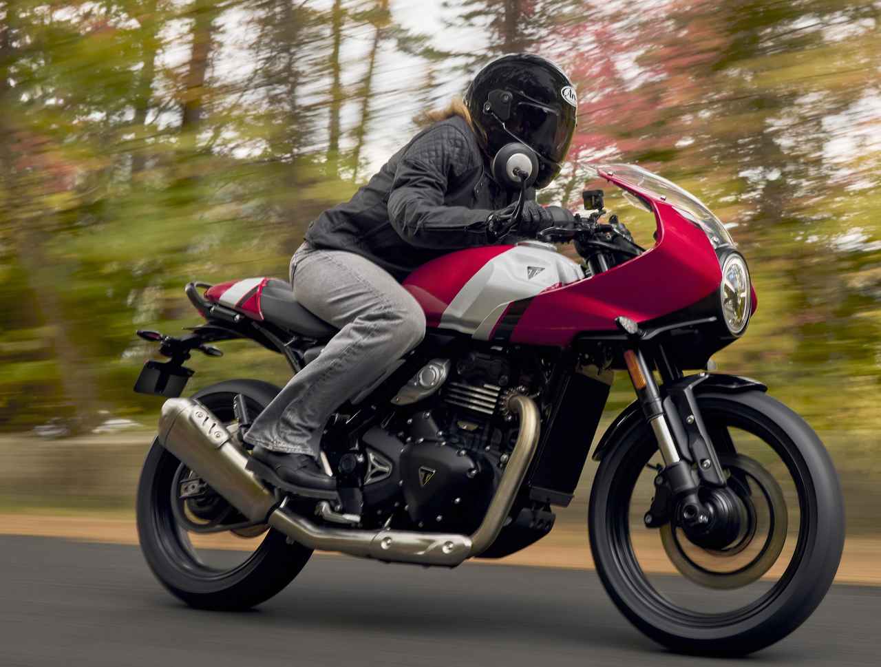 画像: 【栄光の名前が400で復活！】トライアンフ「Thruxton 400」新登場！価格は84万9900円から、2026年3月販売開始予定 - webオートバイ