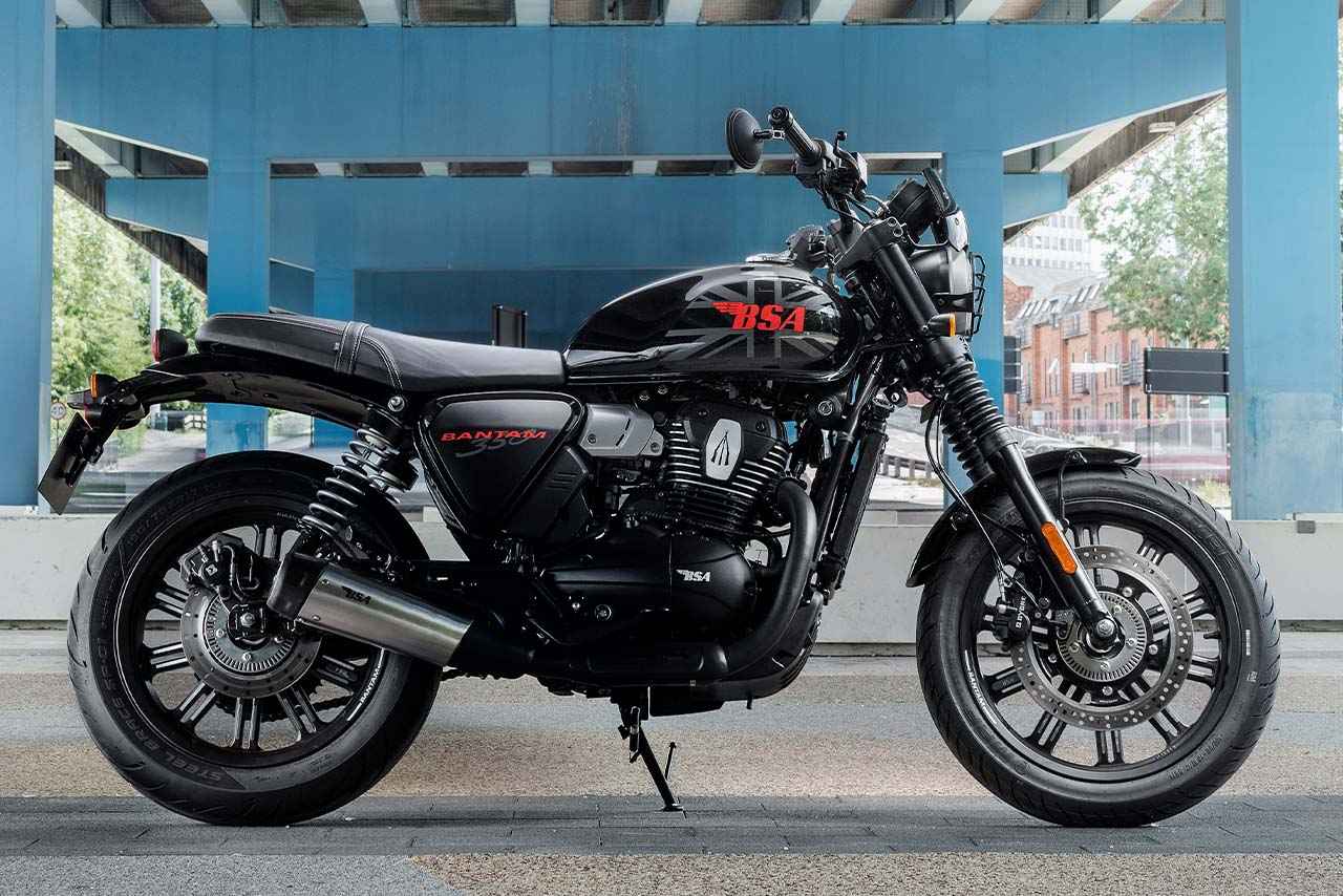 画像: BSA BANTAM 350 総排気量:334cc エンジン形式:水冷4ストDOHC4バルブ単気筒 シート高:800mm 車両重量:185kg ※諸元は本国仕様 発売日:2026年10月1日 税込価格:69万8500円