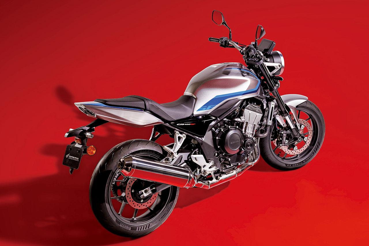 画像: HONDA CB400 SUPER FOUR E-Clutch 総排気量:399cc エンジン形式:水冷4ストロークDOHC4バルブ並列4気筒 シート高:780mm 車両重量:187kg 税込価格:99万8800円