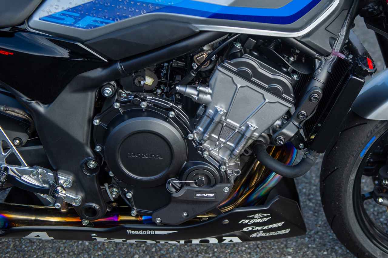 画像 : 7番目の画像 - 【写真22枚】ホンダ「CB400 SUPER FOUR E-Clutch」鉄馬参戦レポート - webオートバイ