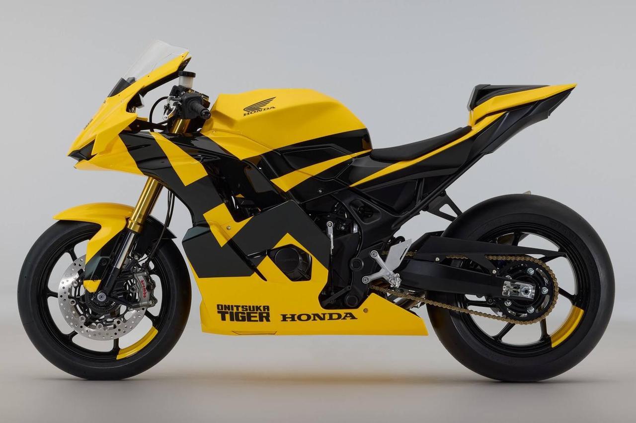 画像2: ミラノのファッションショーにコンセプトバイクが登場!