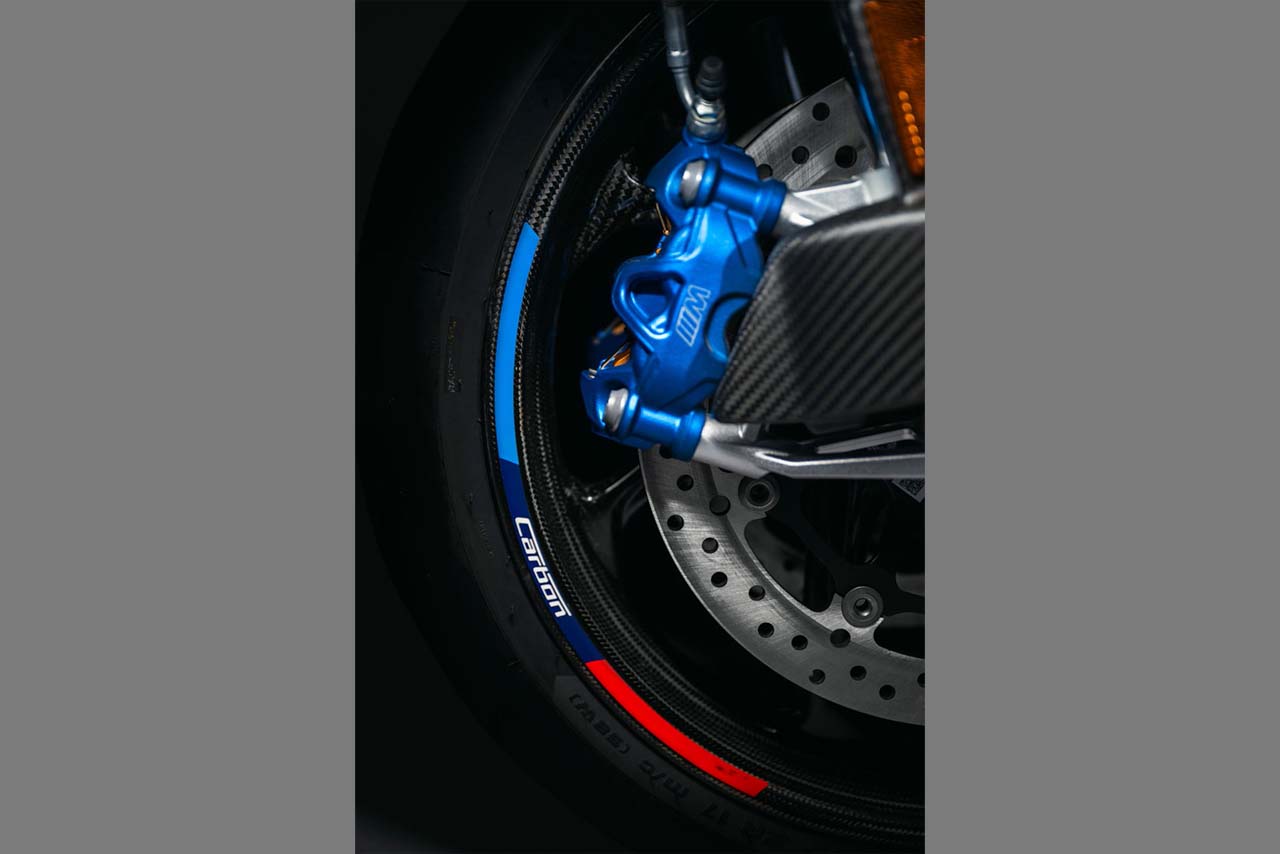 画像10: 【限定たった2台】世界でも限定115台! BMWが900万円の公道レース記念「M1000RR」特別仕様を抽選発売