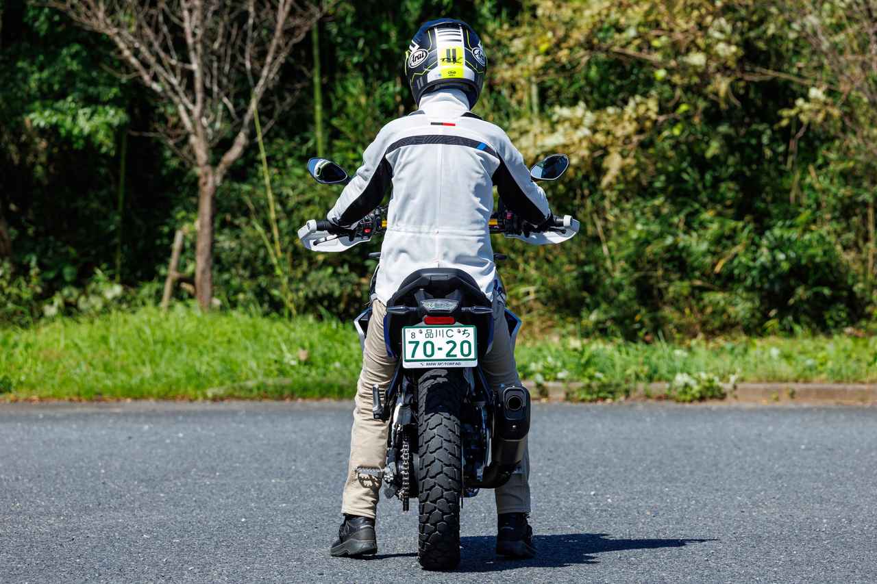 画像2: 【国内初試乗】BMW「F450GS」インプレ|注目の最新機構「ERC」もじっくり試乗チェック!