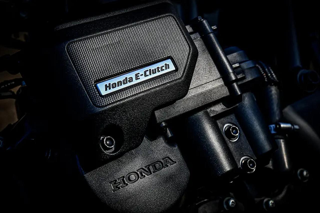 画像: Honda E-Clutchはオートマじゃない