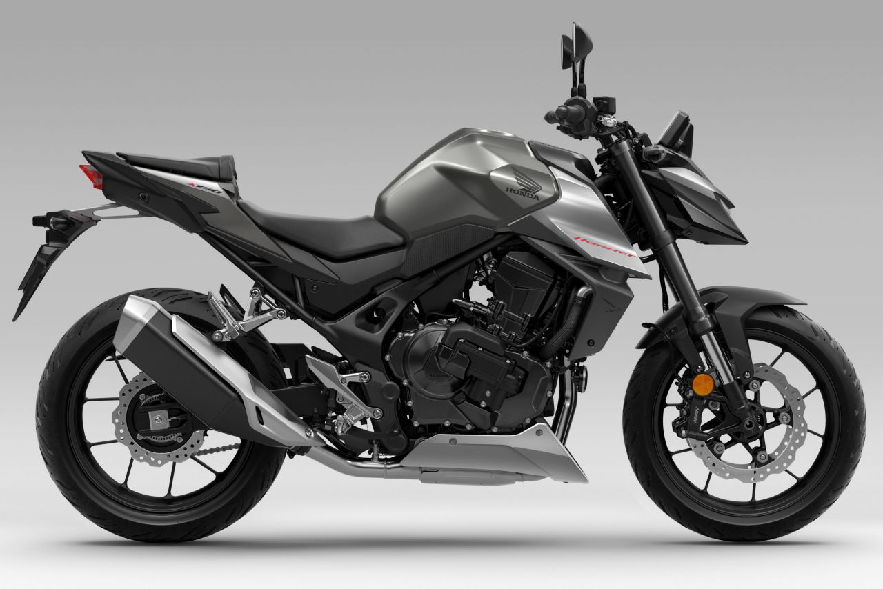 画像 : 2番目の画像 - 【画像5枚】ホンダ新型「CBR750R」予想CG／コンセプトモデル×ホーネットを比較 - webオートバイ