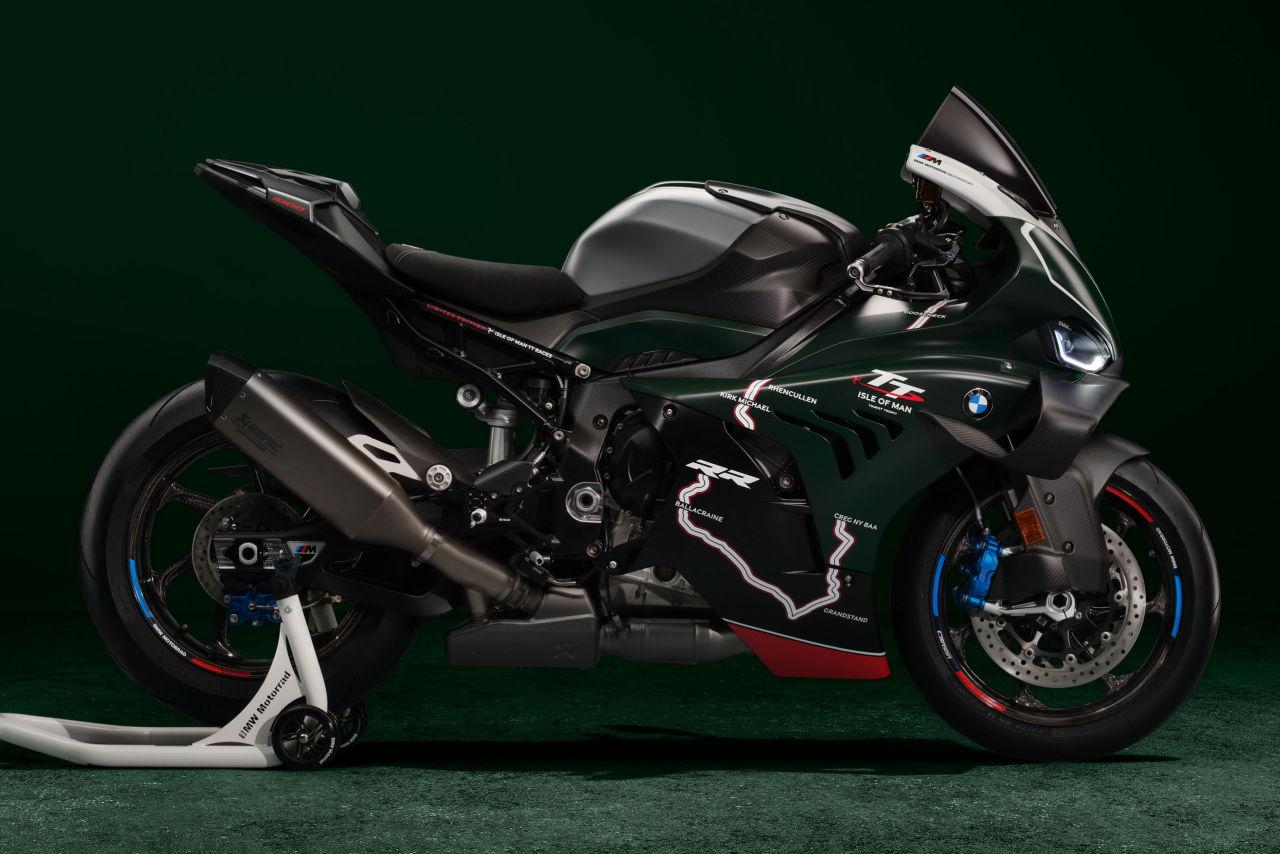 画像24: 【限定たった2台】世界でも限定115台! BMWが900万円の公道レース記念「M1000RR」特別仕様を抽選発売