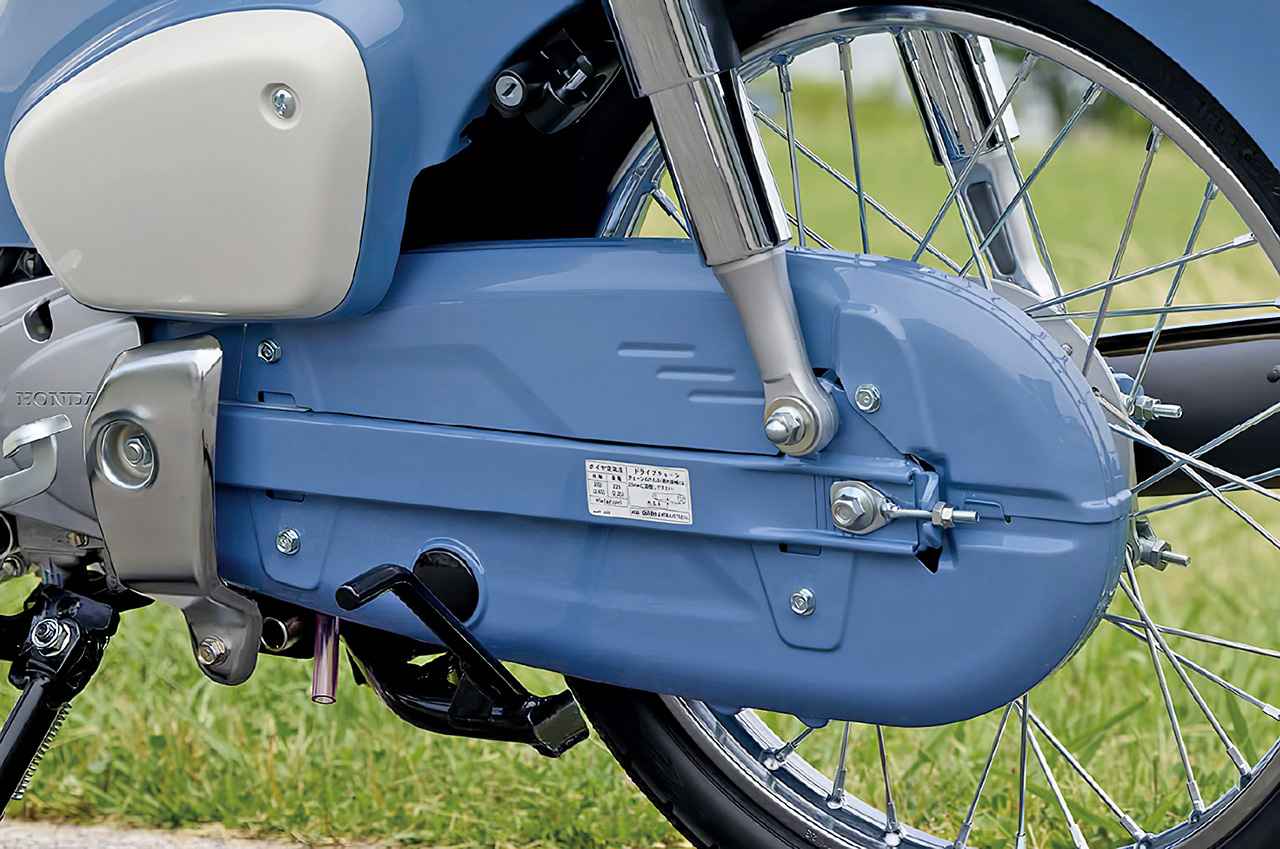 画像 : 6番目の画像 - 【写真13枚】ホンダ「スーパーカブ50/PRO」【バイクオブザイヤーNo.1の系譜】 - webオートバイ